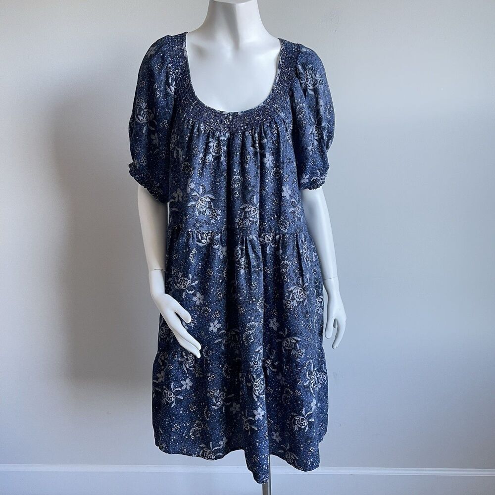 Torrid‎ Plus Size 1X Chambray Floral Puff Sleeve Smocked Tiered Dress Blue - Picture 2 of 13